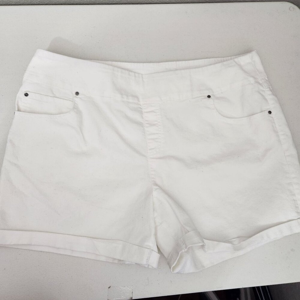 Time And Tru Womens White Cotton Shorts Size 20 XXL With Pockets